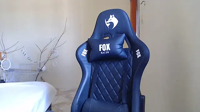 ayanahot  online show from February 2026 12:15:02 PM