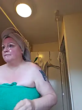 Naughtiness-but-Nice online show from November 2025 12:31:01 PM