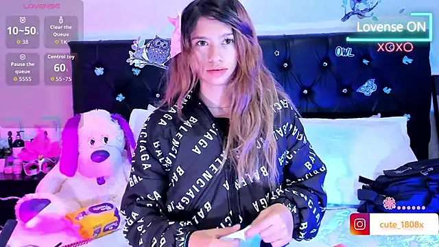 Sofiia cute  online show from April 2026 04:19:01 AM