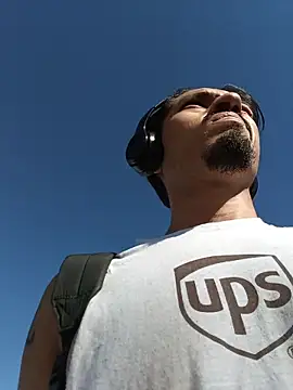 mrredcorn online show from October 2025 04:08:02 PM