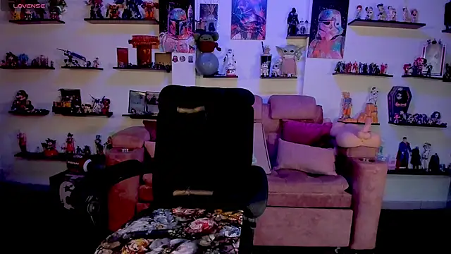 Snapshot of winnylove1 chatting on June 2026 12:15:01 AM winnylove1 online show from June 2026 12:15:01 AM