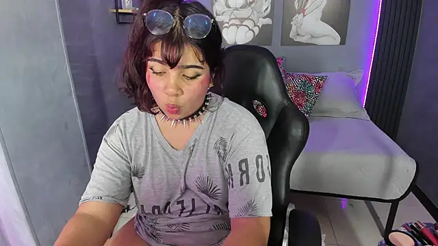 Zara Snow online show from January 2026 01:58:01 PM