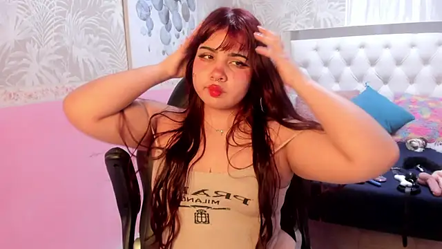 Zara Snow online show from April 2026 12:50:02 AM