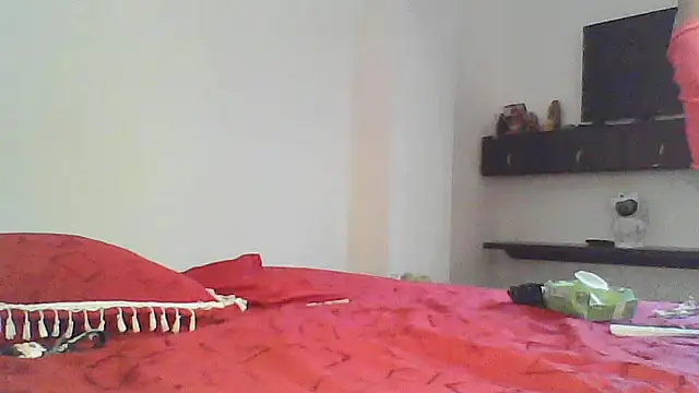 Snapshot of naiaratobon__ chatting on November 2025 07:50:01 PM naiaratobon online show from November 2025 07:50:01 PM