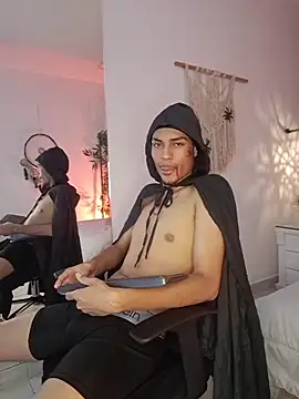 Adonis WB online show from October 2025 10:34:01 PM