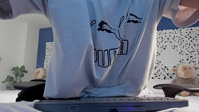 Adonis WB online show from September 2025 09:58:02 PM