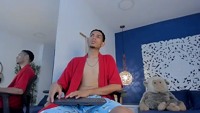 Adonis WB online show from September 2025 09:29:01 PM