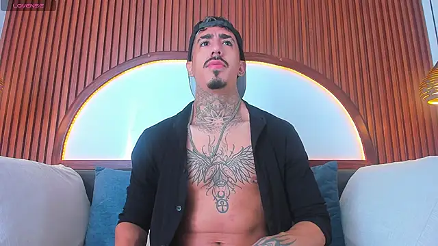 Donovan Desmond online show from October 2025 03:56:01 PM