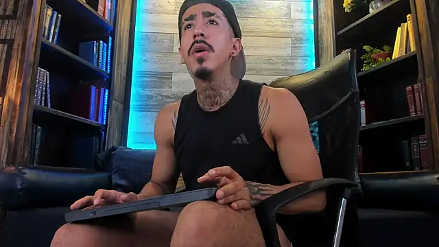 Donovan Desmond online show from September 2025 10:53:01 PM