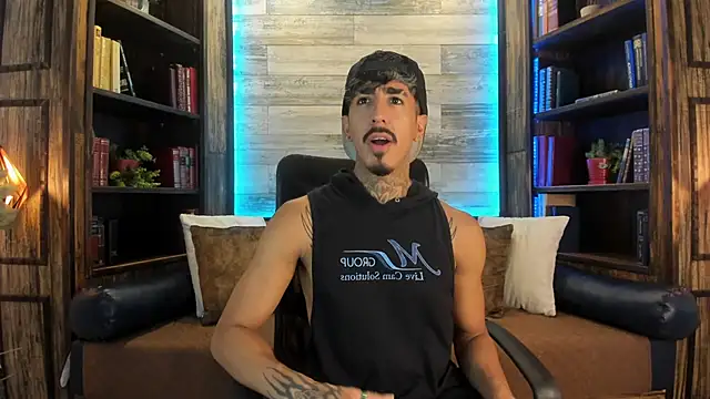 Donovan Desmond online show from October 2025 07:58:01 PM
