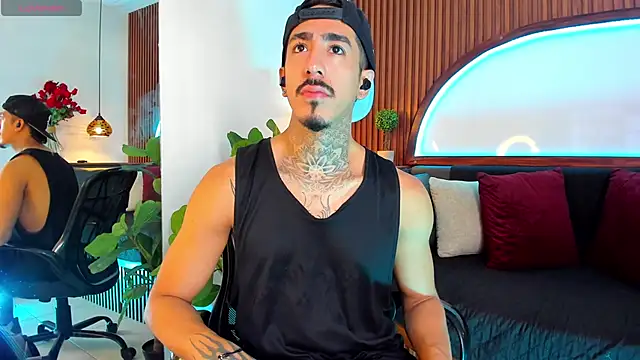 Donovan Desmond online show from April 2026 08:37:02 PM