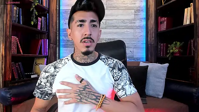 Donovan Desmond online show from February 2026 12:21:02 AM