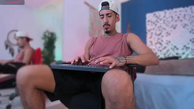 Donovan Desmond online show from February 2026 04:29:02 AM