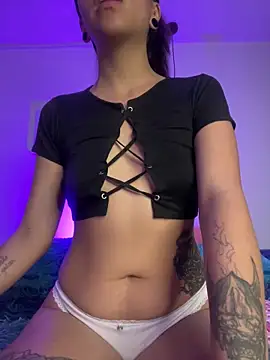 AlessiaSmith11 online show from April 2026 03:11:02 AM