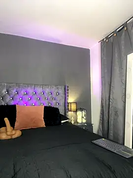 sofii escobar online show from November 2025 05:51:02 AM