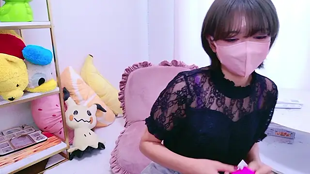 Azusa DoMybest online show from November 2025 03:23:02 AM