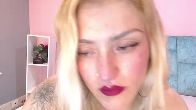 Snapshot of Camila_Russoo chatting on November 2025 08:24:01 PM Camila Russoo online show from November 2025 08:24:01 PM