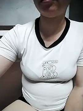 Mie rose online show from April 2026 01:58:02 PM