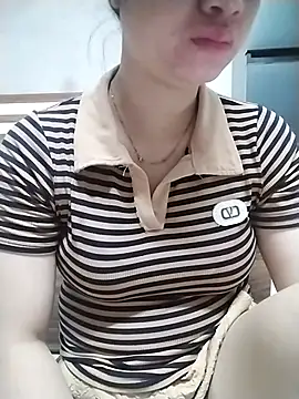 Snapshot of Mie_rose chatting on September 2025 12:27:02 AM Mie rose online show from September 2025 12:27:02 AM