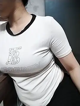 Mie rose online show from April 2026 02:04:01 AM