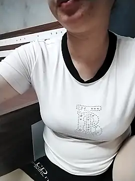 Mie rose online show from April 2026 01:02:02 AM