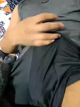 surdotravieso online show from February 2026 01:37:02 AM