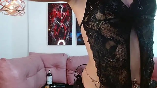 Miahotcs1 online show from November 2025 01:33:02 PM