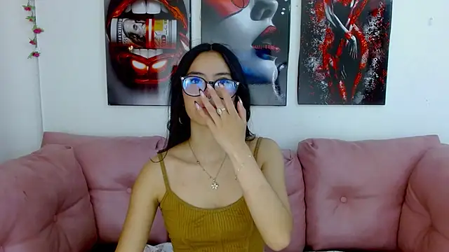 Miahotcs1 online show from April 2026 03:04:02 PM