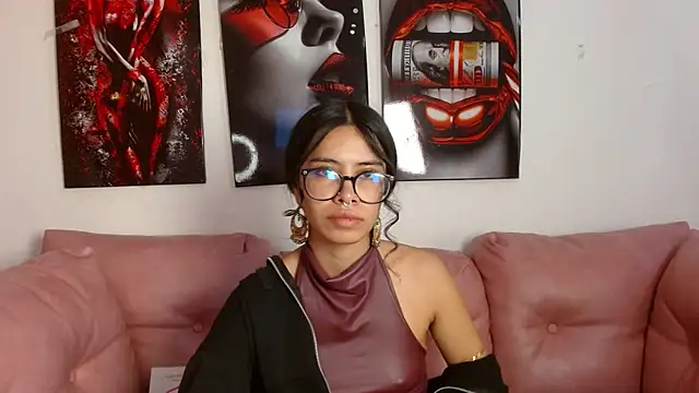 Miahotcs1 online show from February 2026 03:25:02 PM