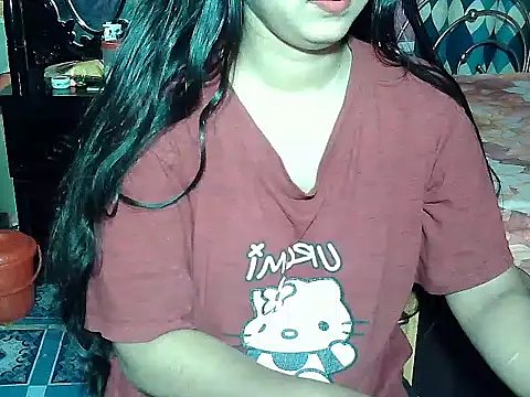 Hot-Hot online show from May 2026 05:33:01 PM