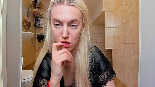 mishapallmer online show from February 2026 11:37:02 AM