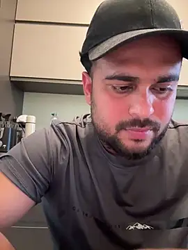Rodrigopraba online show from May 2026 05:46:01 AM
