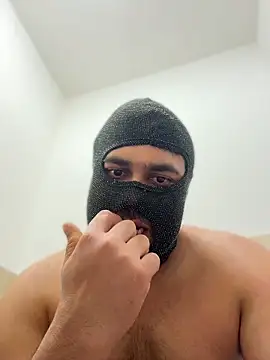 Rodrigopraba online show from April 2026 10:52:01 AM