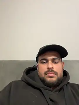 Rodrigopraba online show from May 2026 07:15:02 AM