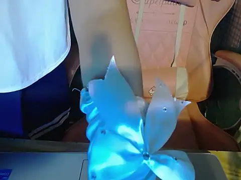 ahoa Tk online show from October 2025 06:52:02 PM