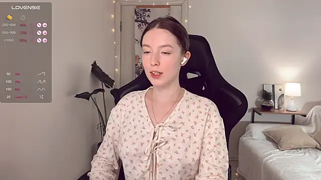 lucky13    online show from January 2026 09:19:01 PM