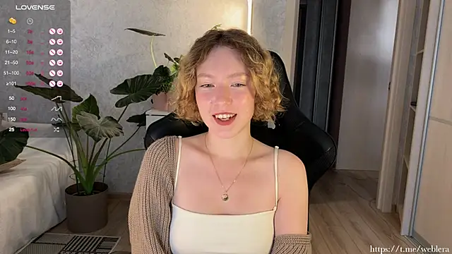 Snapshot of lucky13___ chatting on September 2025 09:03:02 AM lucky13 online show from September 2025 09:03:02 AM