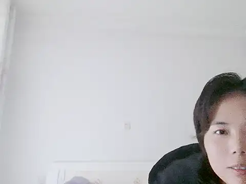 huihui520-- online show from October 2025 08:38:01 AM