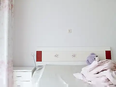 huihui520-- online show from September 2025 11:44:02 PM