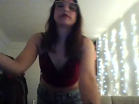 Snapshot of MelissaVicuna chatting on October 2025 02:57:02 AM MelissaVicuna online show from October 2025 02:57:02 AM