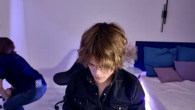 Bonnie And C1yde online show from December 2025 05:03:02 PM