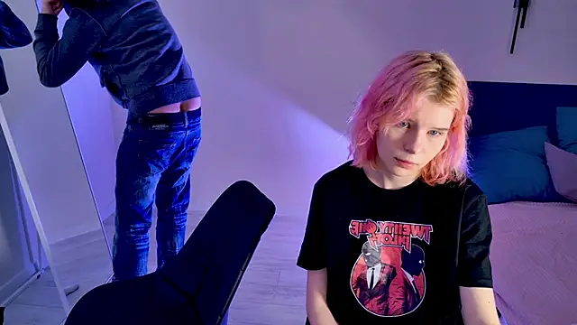 Bonnie And C1yde online show from November 2025 05:18:01 PM