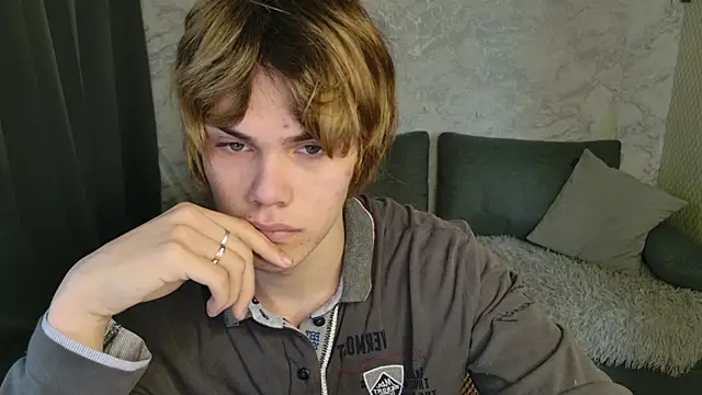 Bonnie And C1yde online show from April 2026 05:13:01 AM