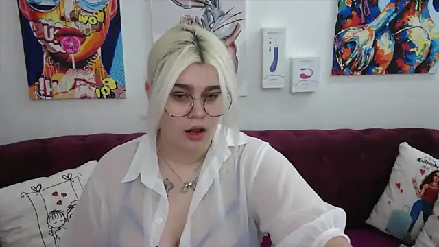 Amber Monro online show from October 2025 02:12:02 AM
