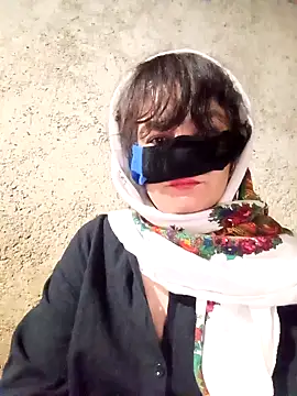 ezgi2545 online show from October 2025 05:32:02 PM