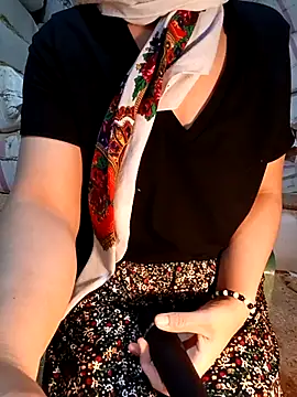 ezgi2545 online show from April 2026 01:23:02 PM