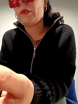 ezgi2545 online show from February 2026 01:08:01 PM