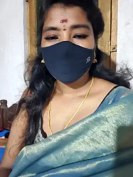 Snapshot of srav43 chatting on October 2025 06:30:02 PM srav43 online show from October 2025 06:30:02 PM