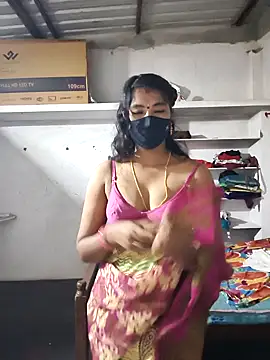 Snapshot of srav43 chatting on September 2025 06:11:01 PM srav43 online show from September 2025 06:11:01 PM