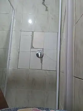 BUNNYCHOWX28 online show from February 2026 08:44:02 PM